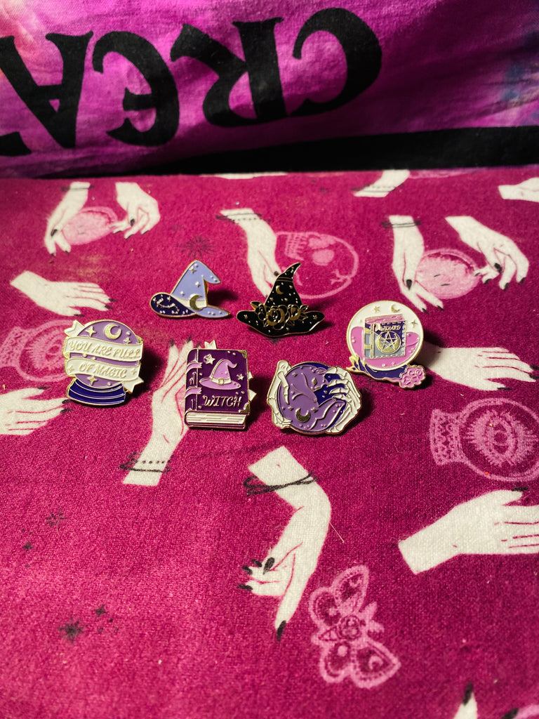 Witchy Pins - Sunlitsage
