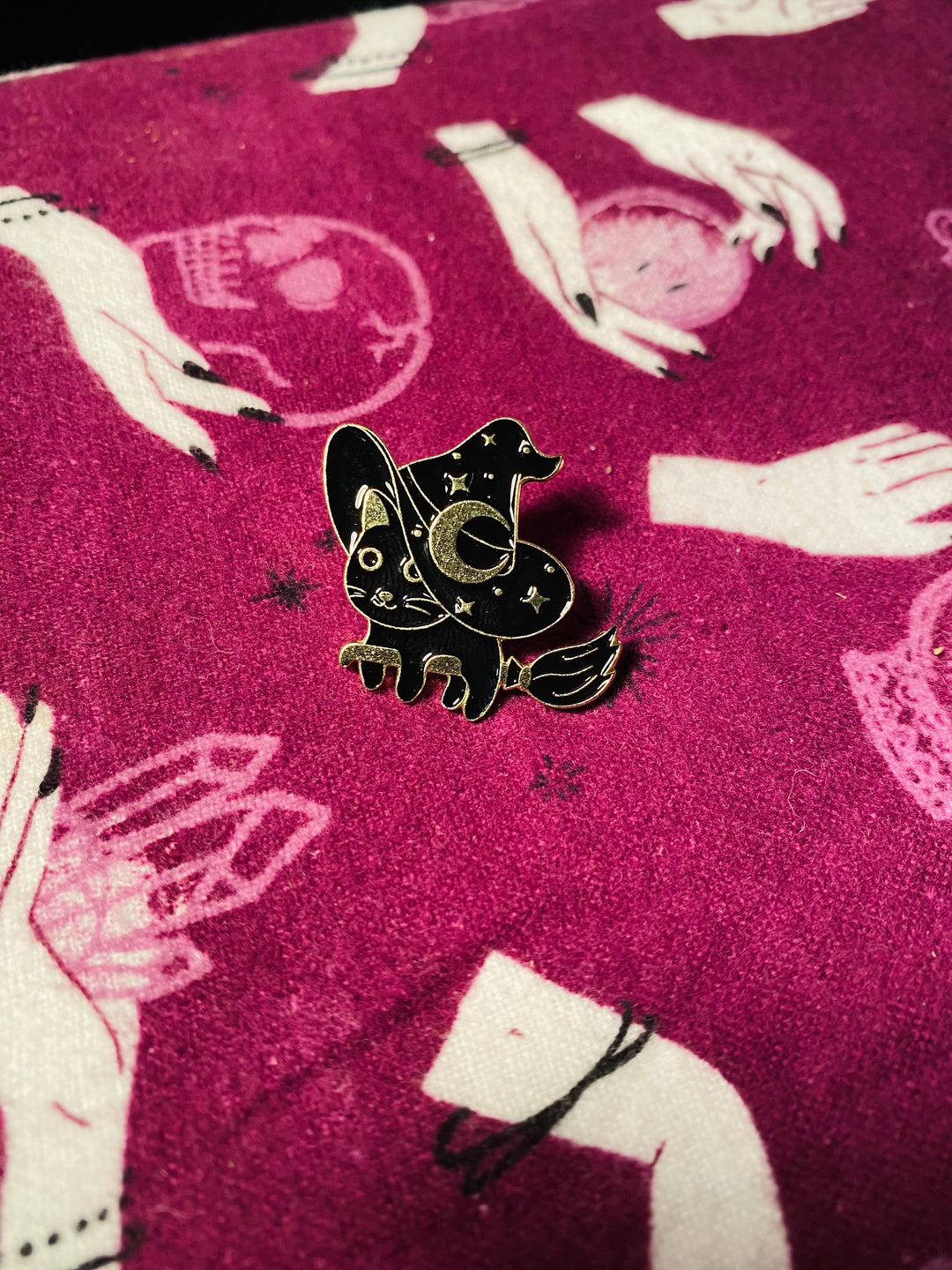 Witchy Kitty | Cat | Pins | Witch | Cute Cats | - Sunlitsage