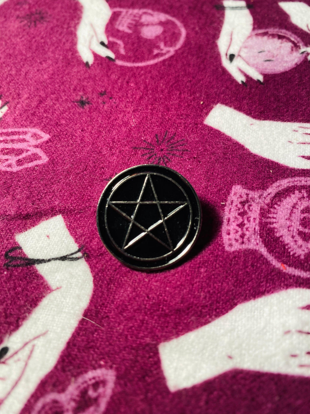 Wiccan Pins | Book Bag | Tarot | Moon | Witches Do It Better | Spells | Gothic Pins | - Sunlitsage