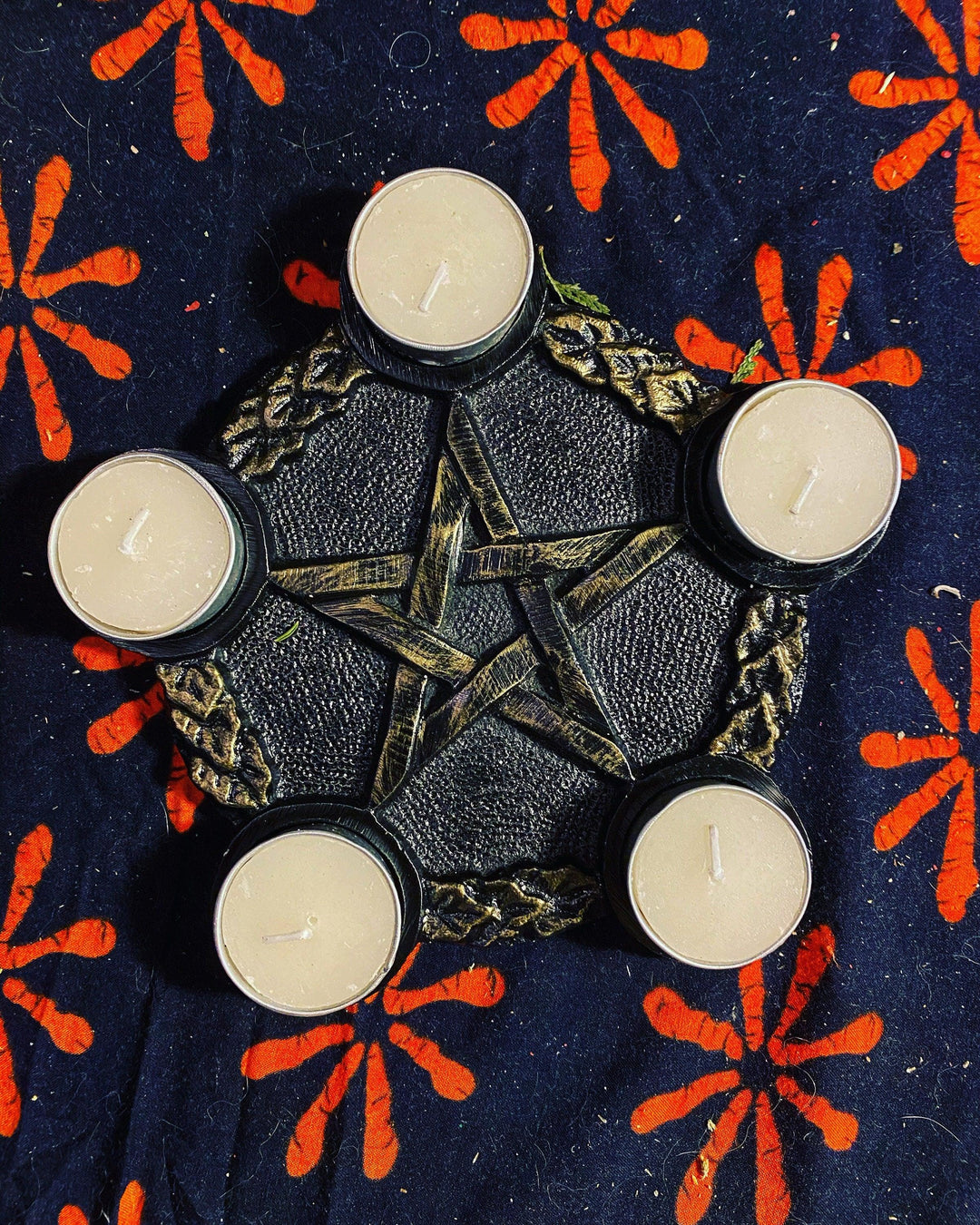 Pentagram Spell Holder With Candles - Sunlitsage